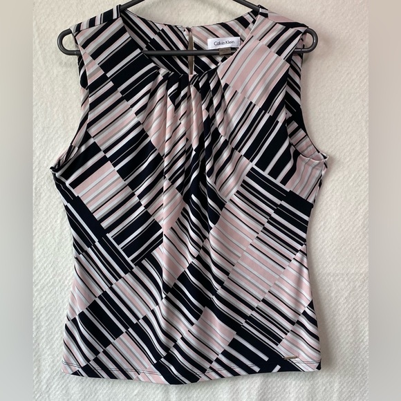 Calvin Klein Blouse - Crew Neckline - Sleeveless - Pleat Front - Picture 1 of 5